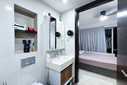 The Water Edge (D14), Apartment #566522481
